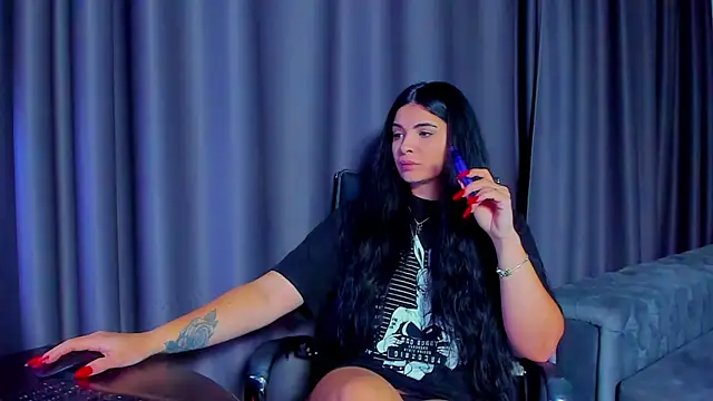 Snapshot of DevashaQueenX chatting on 11-28-25, 11:18 DevashaQueenX online show from 11-28-25, 11:18