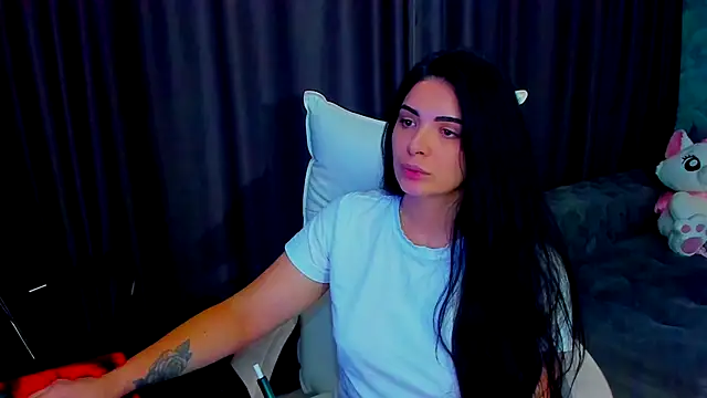 Snapshot of DevashaQueenX chatting on 12-13-25, 10:15 DevashaQueenX online show from 12-13-25, 10:15