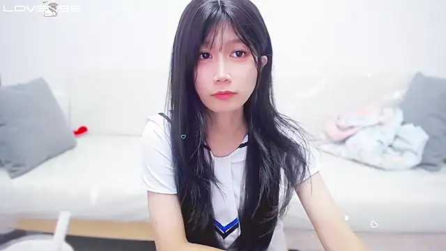 Rabbitlittlefool online show from 10-28-25, 05:04