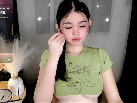 Bianca cedine12 online show from 04-27-26, 10:52