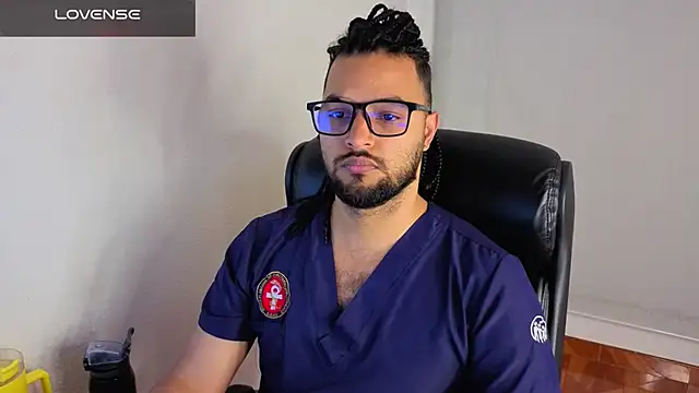 Ernesto-Rodriguez82 online show from 04-25-26, 07:22