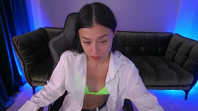 FataleNellie online show from 09-18-25, 08:00