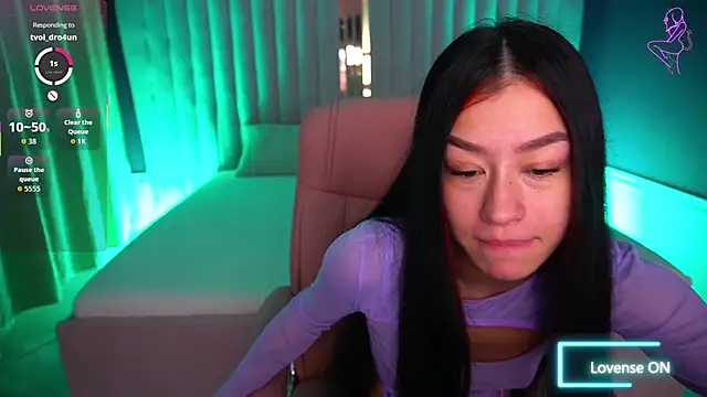 FataleNellie online show from 11-21-25, 09:57