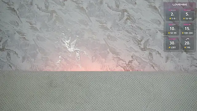 Snapshot of missweetpeach chatting on 11-14-25, 04:17 missweetpeach online show from 11-14-25, 04:17