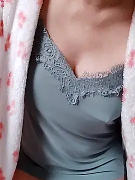 Snapshot of VikaKing chatting on 10-02-25, 07:59 VikaKing online show from 10-02-25, 07:59