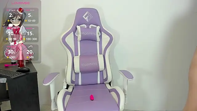 miaravel  online show from 10-09-25, 02:59