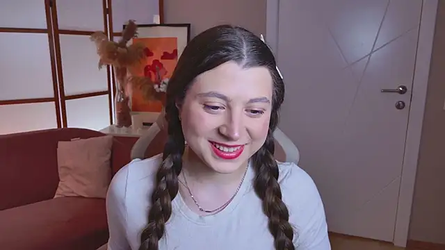 Queen Michelle  online show from 01-13-26, 09:09