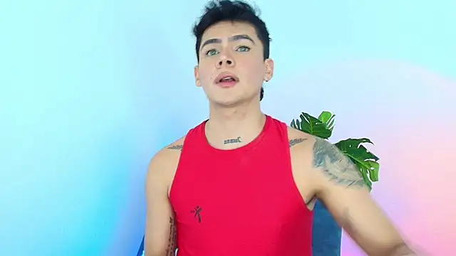 CamiiGuzmanX online show from 10-24-25, 07:54