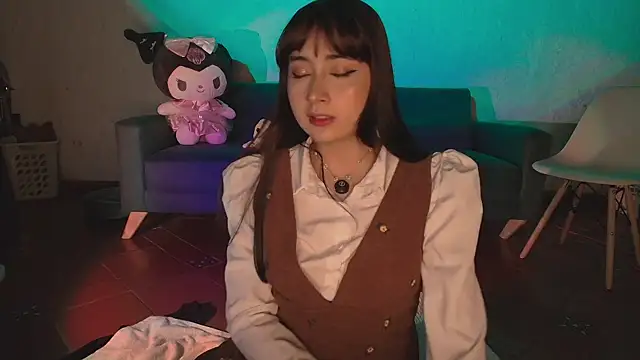 Snapshot of kaori_77 chatting on 12-20-25, 03:35 kaori 77 online show from 12-20-25, 03:35