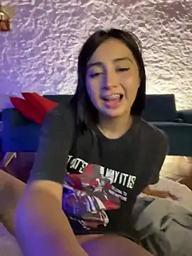 Snapshot of kaori_77 chatting on 02-16-26, 03:57 kaori 77 online show from 02-16-26, 03:57