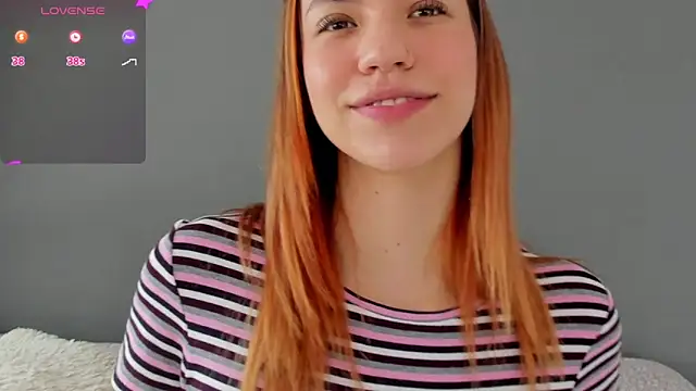 Snapshot of AntonellaaRossii chatting on 09-29-25, 01:27 AntonellaaRossii online show from 09-29-25, 01:27