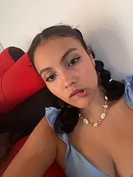 Snapshot of Angel-Caribbean chatting on 11-17-25, 07:08 Angel-Caribbean online show from 11-17-25, 07:08