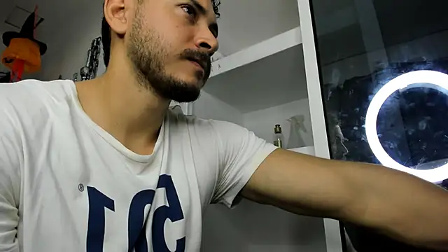 ashlan king online show from 11-15-25, 12:23