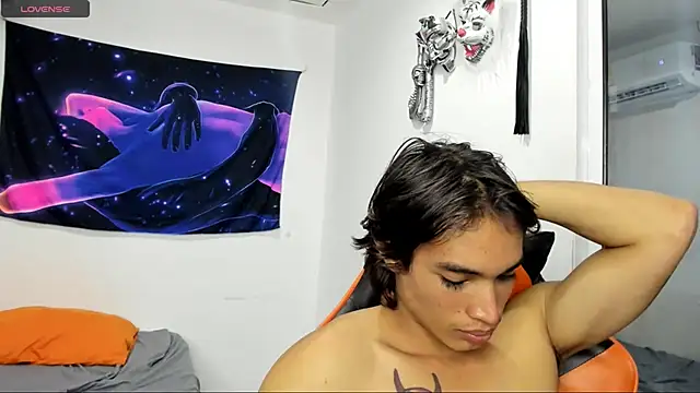 Snapshot of kenshi_roa chatting on 09-27-25, 02:27 kenshi roa online show from 09-27-25, 02:27