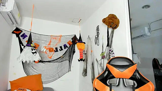 Snapshot of kenshi_roa chatting on 10-31-25, 06:03 kenshi roa online show from 10-31-25, 06:03