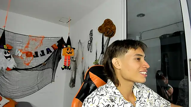 Snapshot of kenshi_roa chatting on 11-01-25, 08:38 kenshi roa online show from 11-01-25, 08:38