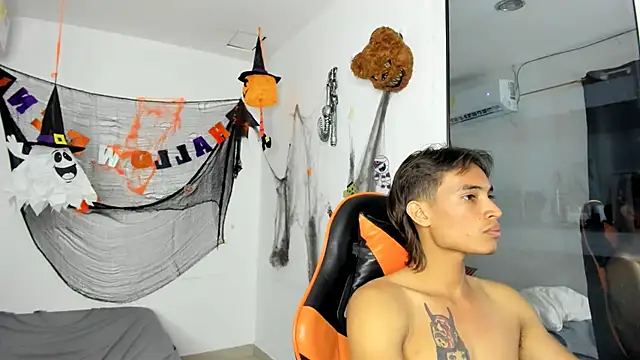 Snapshot of kenshi_roa chatting on 11-14-25, 04:44 kenshi roa online show from 11-14-25, 04:44