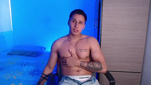 valentinosex1 online show from 11-11-25, 08:31