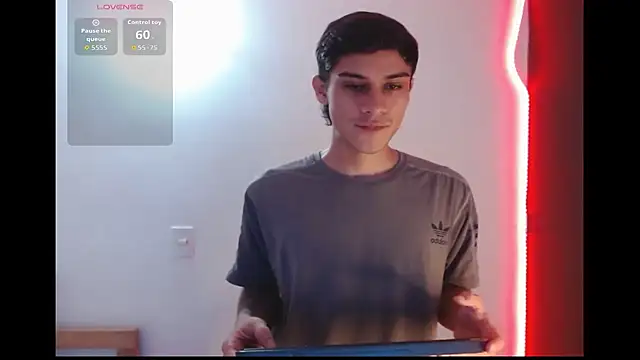 axel davis  online show from 10-17-25, 05:32