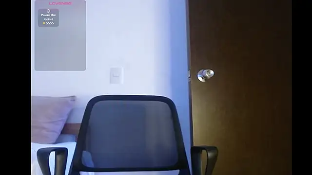 axel davis  online show from 10-21-25, 12:11