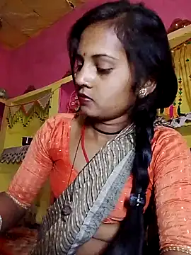 Snapshot of Hot_bbbb chatting on 04-10-26, 06:12 Hot bbbb online show from 04-10-26, 06:12