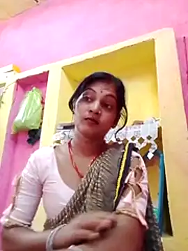 Snapshot of Hot_bbbb chatting on 05-27-26, 04:20 Hot bbbb online show from 05-27-26, 04:20