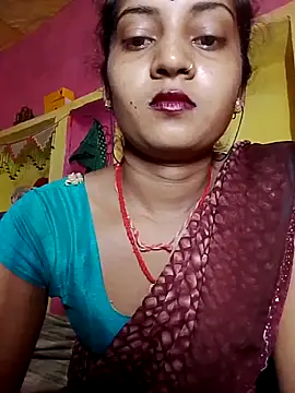Snapshot of Hot_bbbb chatting on 05-31-26, 07:37 Hot bbbb online show from 05-31-26, 07:37