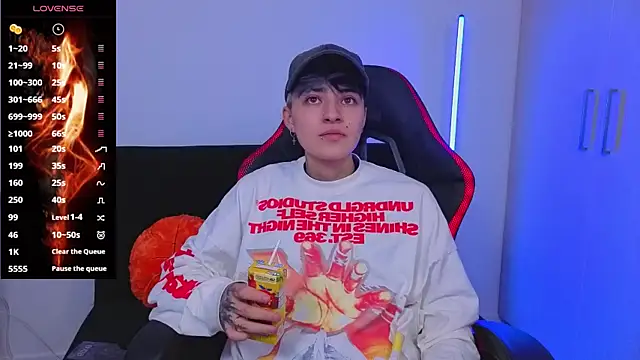 imlaiaaa online show from 11-21-25, 02:10