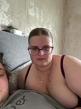 CurvyPaar2 online show from 04-19-26, 12:26