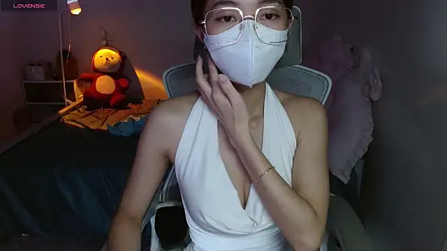 Snapshot of Alina_MissAsian chatting on 09-11-25, 09:42 Alina MissAsian online show from 09-11-25, 09:42