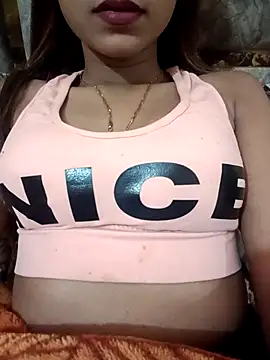 Snapshot of payalsharma95 chatting on 11-29-25, 05:05 payalsharma95 online show from 11-29-25, 05:05