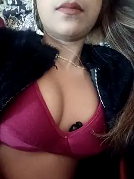 Snapshot of payalsharma95 chatting on 12-04-25, 04:48 payalsharma95 online show from 12-04-25, 04:48