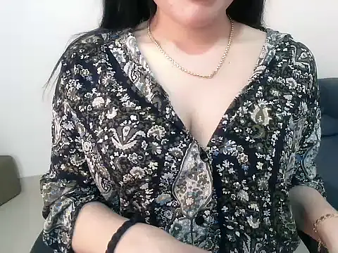 Hazel Angel online show from 09-26-25, 02:04