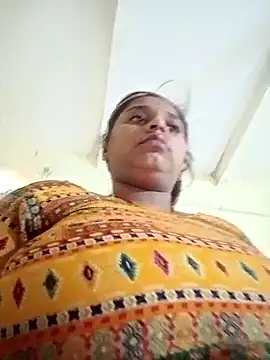 Snapshot of Hot_crety chatting on 10-14-25, 11:22 Hot crety online show from 10-14-25, 11:22