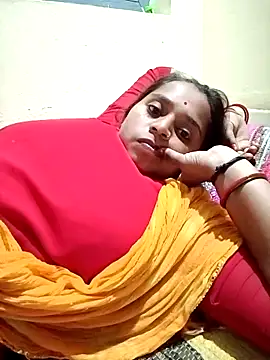 Snapshot of Hot_crety chatting on 10-29-25, 02:03 Hot crety online show from 10-29-25, 02:03