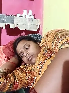 Hot crety online show from 04-20-26, 07:15