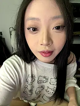 Snapshot of tuzi5201314 chatting on 12-02-25, 05:30 tuzi5201314 online show from 12-02-25, 05:30