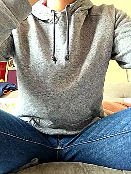 Snapshot of Jo27110 chatting on 10-01-25, 11:38 Jo27110 online show from 10-01-25, 11:38