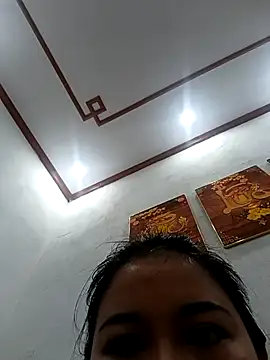 MinhChauXXX19 online show from 12-03-25, 02:41