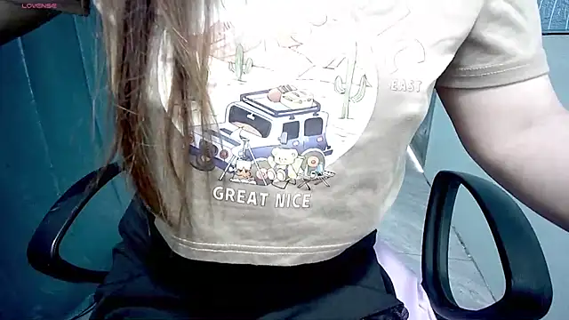  Sara 768 online show from 11-26-25, 04:24