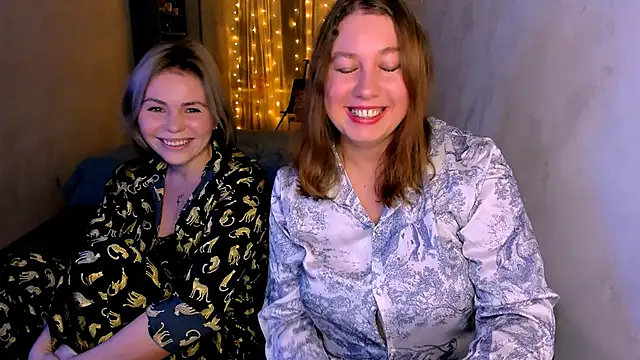 NancySanders online show from 12-05-25, 04:47