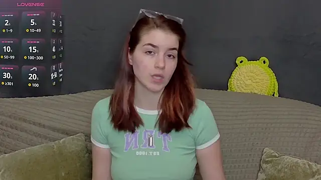 ElzaBlis online show from 11-08-25, 04:07