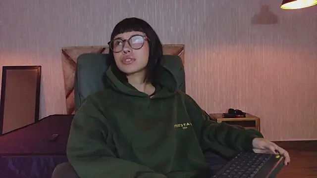  mavis2 online show from 10-15-25, 08:09