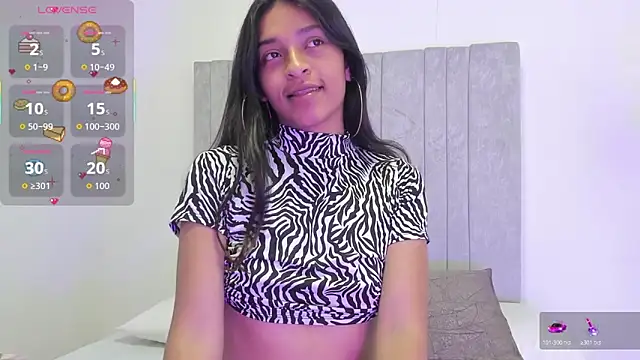 Snapshot of RousyMoon chatting on 10-24-25, 12:56 RousyMoon online show from 10-24-25, 12:56