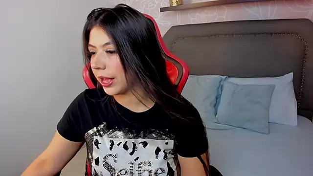 anagil  online show from 02-15-26, 12:58