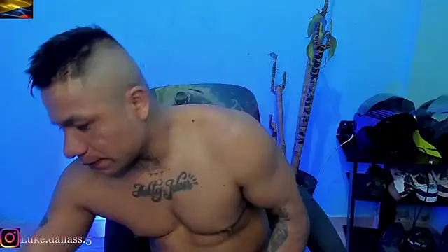 zeus 7777 online show from 03-04-26, 08:20