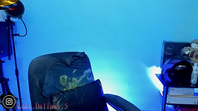 zeus 7777 online show from 04-26-26, 02:15