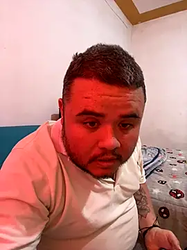 Snapshot of Chimbo-1996 chatting on 09-09-25, 05:12 Chimbo-1996 online show from 09-09-25, 05:12