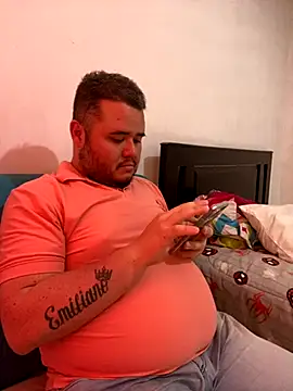 Snapshot of Chimbo-1996 chatting on 09-11-25, 05:13 Chimbo-1996 online show from 09-11-25, 05:13