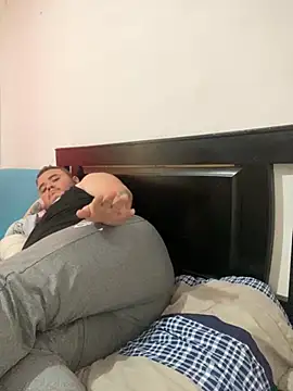 Snapshot of Chimbo-1996 chatting on 09-28-25, 07:30 Chimbo-1996 online show from 09-28-25, 07:30